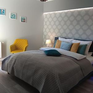 Apartament Cesarski Agnes Z Oddzielna Sypialnia, Parking